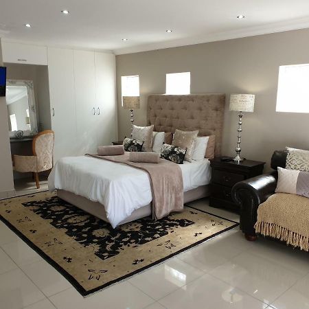Uitenhage Pongola Road Self Catering Accommodation מראה חיצוני תמונה