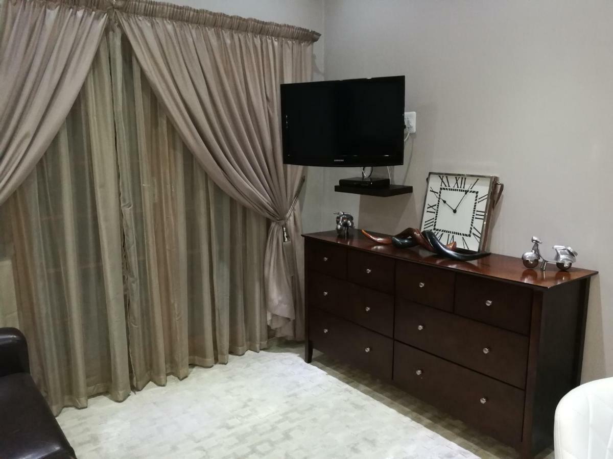Uitenhage Pongola Road Self Catering Accommodation מראה חיצוני תמונה